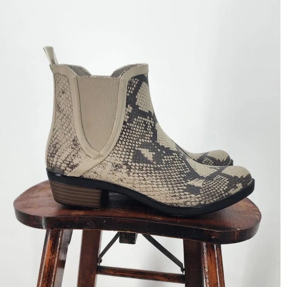 Lucky Brand‎ Snakeskin Waterproof Ankle Rain Booties Size 8